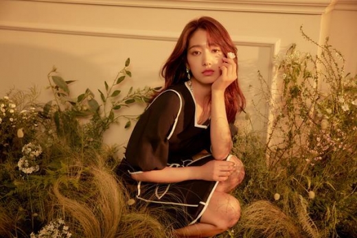 [★화보] 박신혜, 봄 여성패션 '럭셔리한 레이디룩' 제안