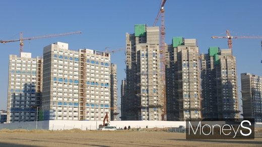 서해선(소사-원시) 노선이 지나는 경기도 시흥의 한 아파트 건설현장. /사진=김창성 기자