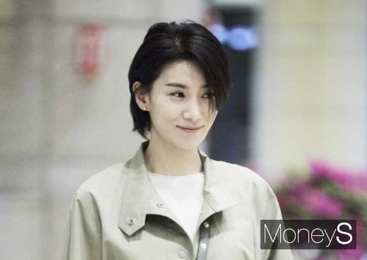 김서형. /사진=마이클코어스