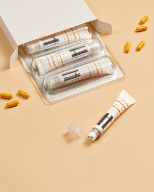 피부 노화의 적 블루라이트, 차단 기능 담긴 뷰티템