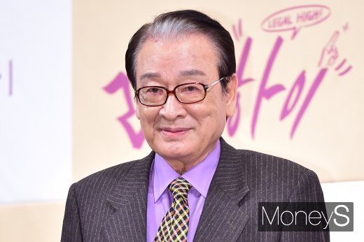 [머니S포토] 이순재, 명품 배우의 미소
