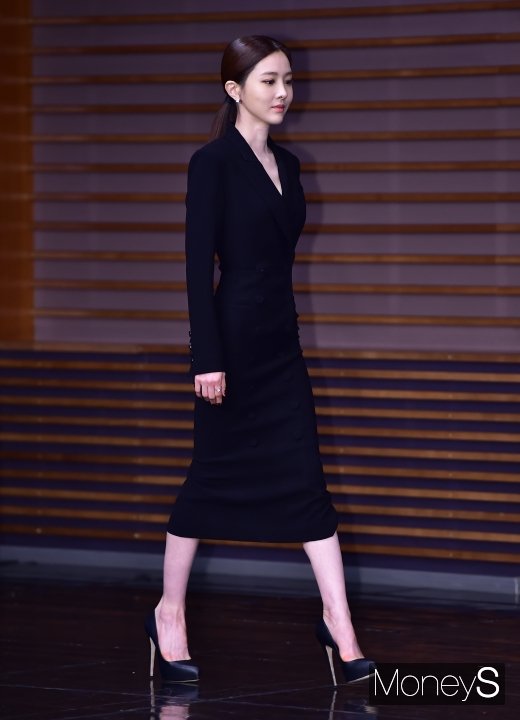 [머니S포토] 김유리, 도도한 등장
