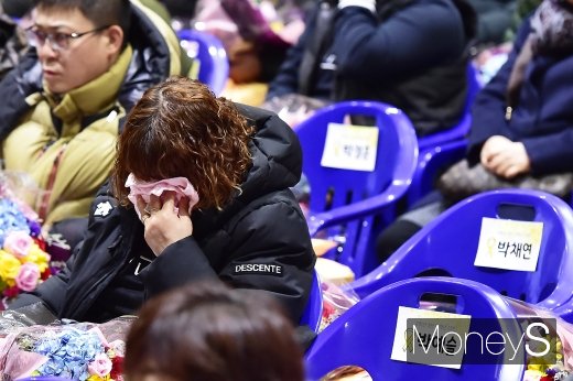 [머니S포토] 단원고 눈물의 졸업식