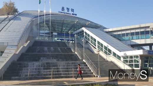 경의중앙선 운정역. GTX-A 운정역은 직선거리로 약 3Km 떨어진 곳에 들어선다. /사진=김창성 기자