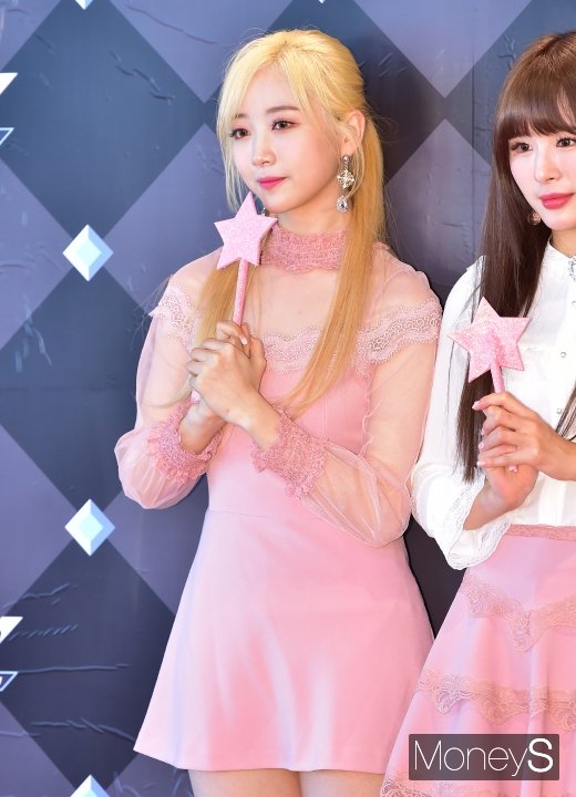 [머니S포토] 네이처 오로라 '러블리한 요정'