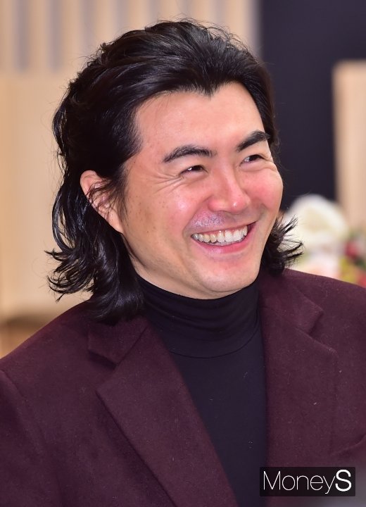 [머니S포토] 이명우 PD의 미소