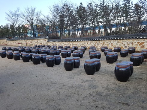 월미공원 전통 장 담그기 체험행사 진행/사진제공=월미공원