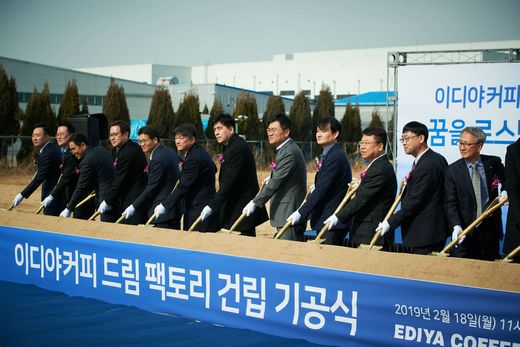 / 이디야커피 제공 @머니S MNB, 식품 외식 유통 · 프랜차이즈 가맹 & 유망 창업 아이템의 모든 것