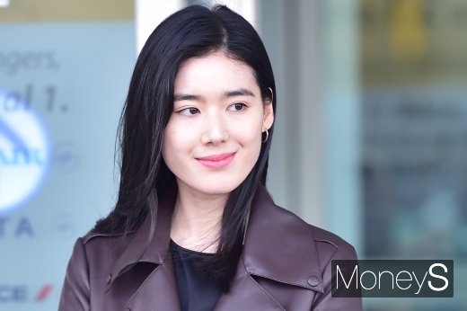 [머니S포토] 정은채, 반짝이는 청순 미모
