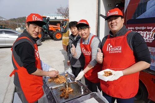 / 호식이두마리치킨 제공 @머니S MNB, 식품 외식 유통 · 프랜차이즈 가맹 & 유망 창업 아이템의 모든 것