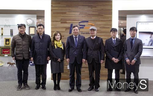  'KRC 청렴옴부즈만 위원회' 발족식에 참석한 조익문 농어촌공사 상임감사(가운데). /사진=한국농어촌공사 제공