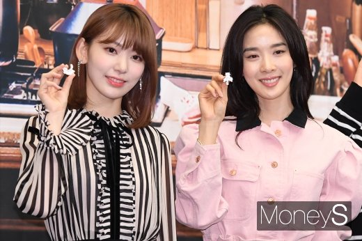 [머니S포토] 미야와키 사쿠라·이청아 '소리없는 미모 대결'