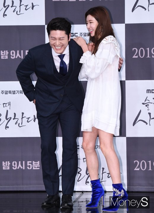 [머니S포토] 류수영·박한별 '박하선이 질투하겠네'
