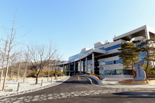 ▲ 경기북부청 전경. /사진제공=경기북부청 @머니S MNB, 식품 외식 유통 · 프랜차이즈 가맹 & 유망 창업 아이템의 모든 것 