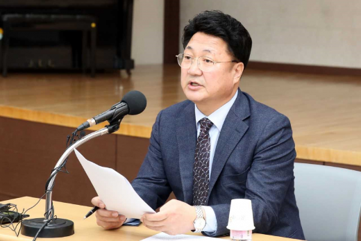 기자회견을 하고 있는 엄태준 이천시장. / 사진제공=이천시 