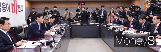 [머니S포토] 금융혁신 위한 금융지주회장 간담회