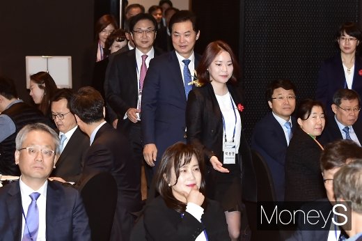 [머니S포토] 류영진 처장, 식품의약품안전처장·제약업계 CEO 간담회 참석