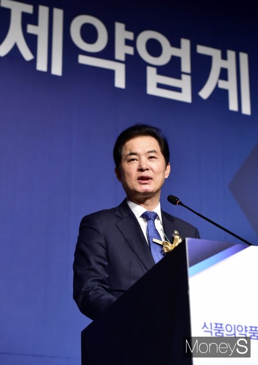 [머니S포토] 류영진 처장, 