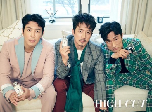 [★화보] '스카이캐슬' 꽃중년 3인 정준호 최원영 김병철의 해맑은 모습