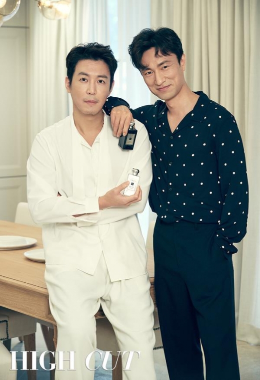 [★화보] '스카이캐슬' 꽃중년 3인 정준호 최원영 김병철의 해맑은 모습