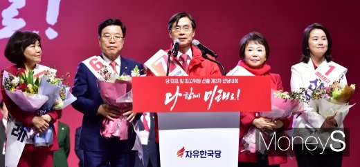 ▲ 김순례 최고위원(왼쪽부터), 김광림 최고위원, 조경태 최고위원, 정미경 최고위원, 신보라 청년 최고위원