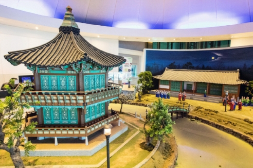 한국전력전기박물관. 조선 최초로 전등불을 켠 건청궁의 모형. /사진=서울관광재단