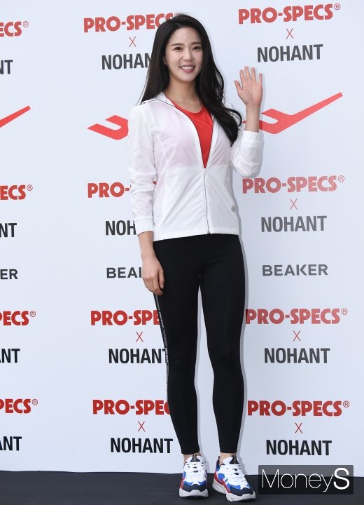 [머니S포토] 레이양, 운동복 입어도 청순해