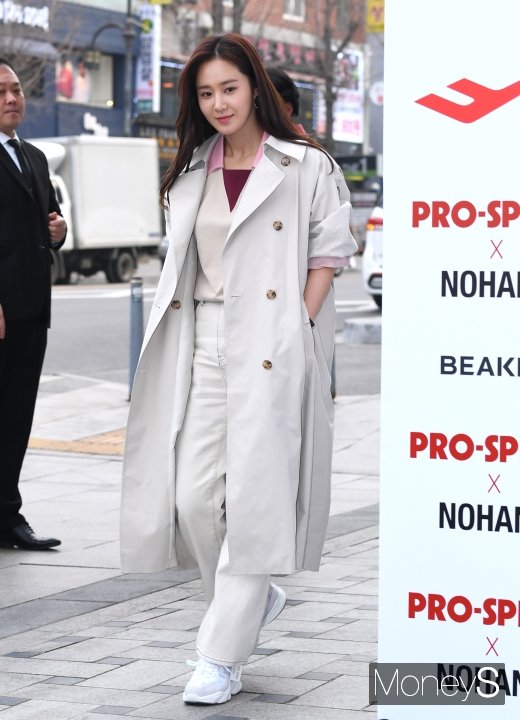 [머니S포토] 소녀시대 유리, 산뜻한 봄 스타일링