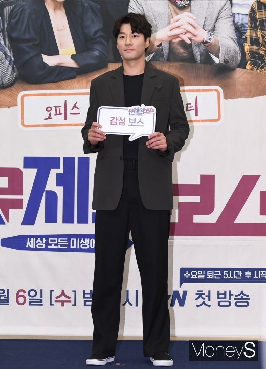 [머니S포토] 이천희, 패셔니스타다운 패션