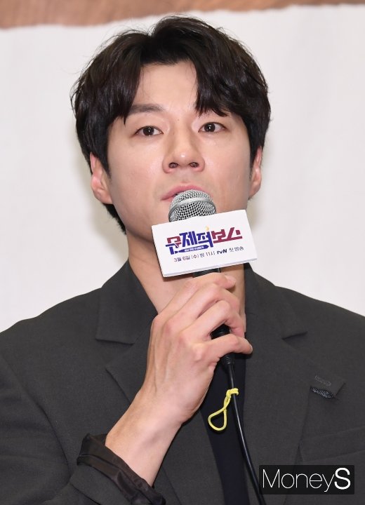 [머니S포토] 감성 보스 이천희