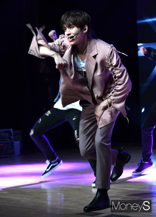 [머니S포토] 장동우, 파워풀한 퍼포먼스