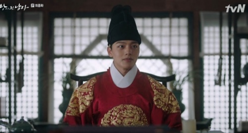 왕이 된 남자. 사진은 여진구. /사진=tvN 방송화면 캡처