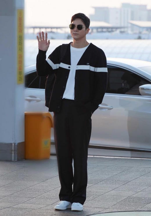 [★공항패션] 주원, 아직 군인 모습이 몸에 남았나?