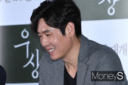 [머니S포토] 설경구 '푸근한 미소'