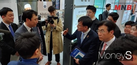 / 바르다김선생 부스 방문 (사진=강동완기자) @머니S MNB, 식품 외식 유통 · 프랜차이즈 가맹 & 유망 창업 아이템의 모든 것