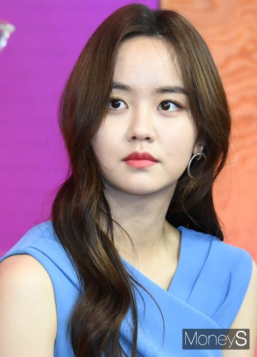 [머니S포토] 김소현 '심쿵 유발하는 눈빛'