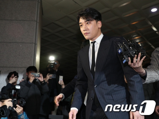 승리 카톡, 승리 몰카.성접대 의혹. 사진은 가수 승리. /사진=뉴스1
