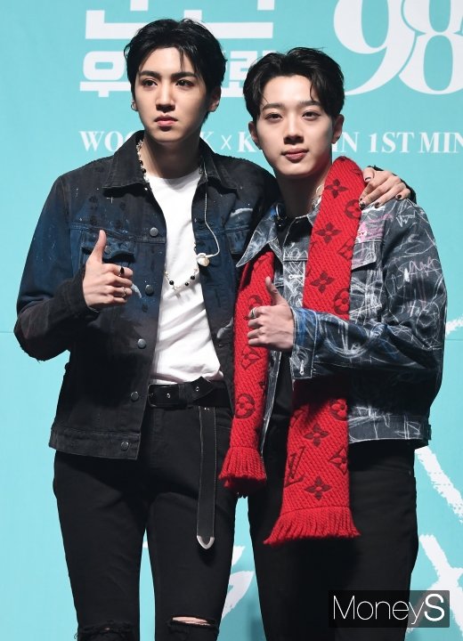 [머니S포토] 우석X관린 '형제처럼 닮은꼴'