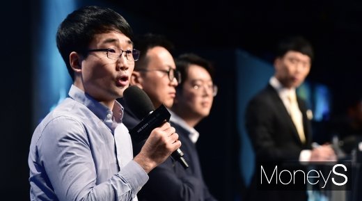 [머니S포토] 넥슨 신규 게임 관련 질문 답하는 서용석 부본부장