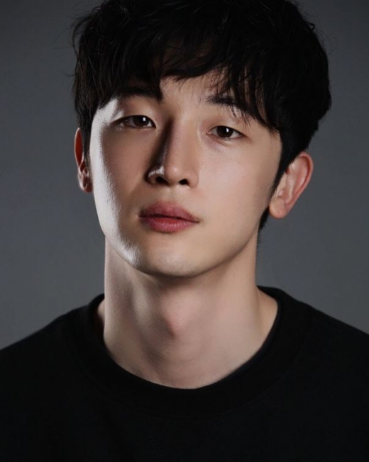 ©매그넘엔터테인먼트