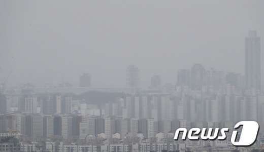 미세먼지 낀 하늘. /사진=뉴스1 조태형 기자