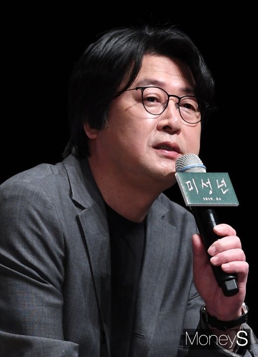 [머니S포토] 김윤석의 첫 연출작 '미성년'