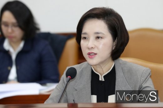 [머니S포토] 모두발언하는 유은혜