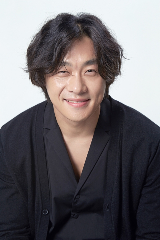 ©UL엔터테인먼트,레진엔터테인먼트