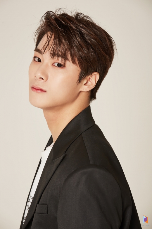 아스트로 문빈, 드라마 '열여덟의 순간' 캐스팅… 옹성우 유일한 친구 연기