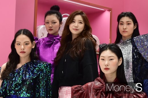 [머니S포토] 헬로비너스 유영, 돋보이는 미모