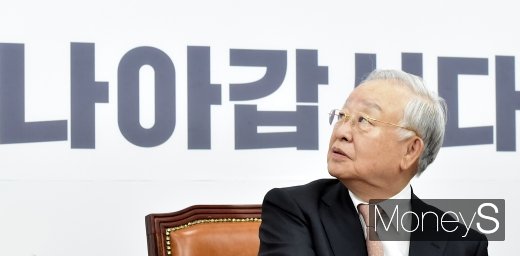 [머니S포토] 손경식, 국회 방문