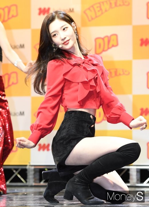 [머니S포토] 다이아 정채연, 빈틈없는 옆태