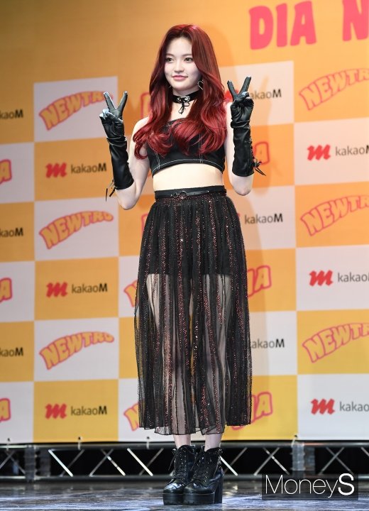 [머니S포토] 다이아 솜이 '깜찍한 브이'