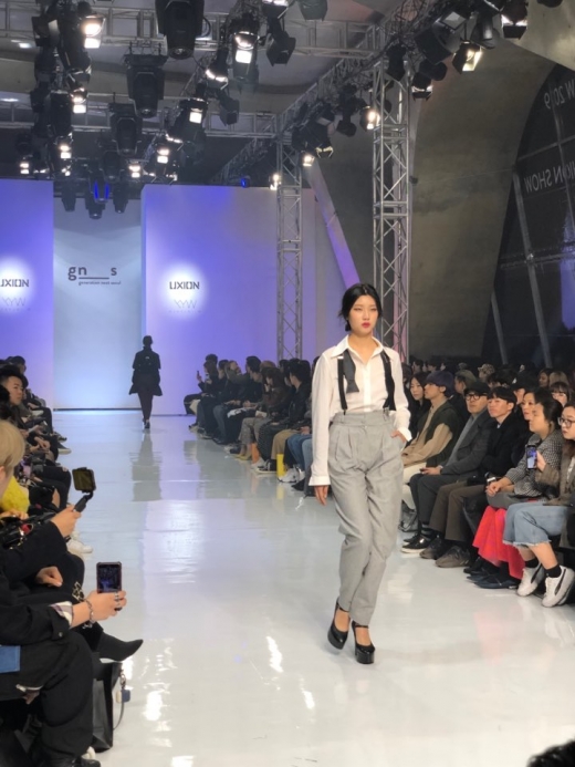 엑스와이 브랜드 쇼 